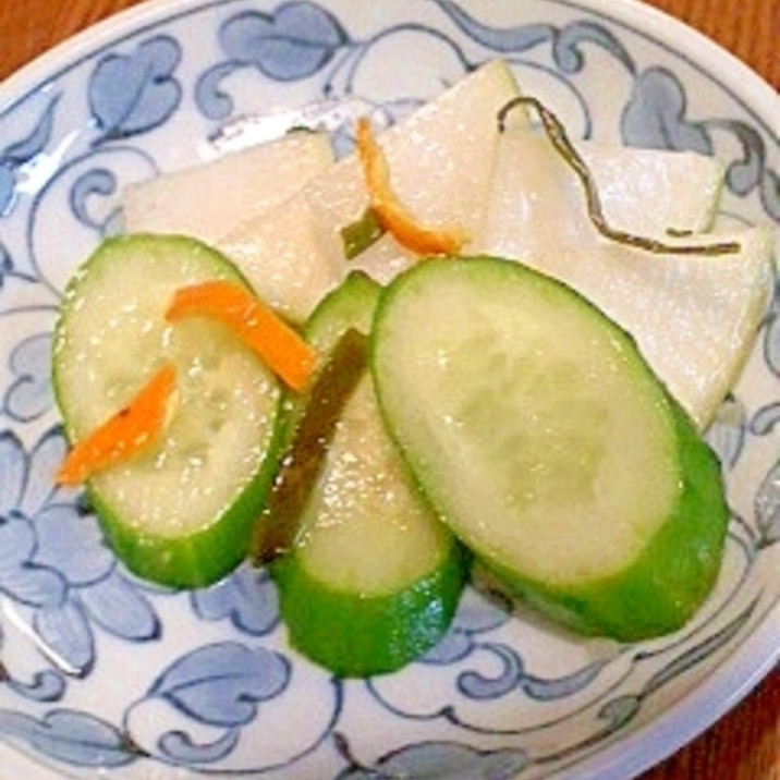 大根 みかん皮 きゅうりの浅漬け レシピ 作り方 By ジョンとポーク 楽天レシピ 大根 みかん皮 きゅうりの浅漬け レシピ 作り方 By ジョンとポーク 楽天レシピ